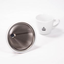 Násypka na kávu pro přípravu cold brew za pomoci domácího kávovaru značky Asobu KB900.