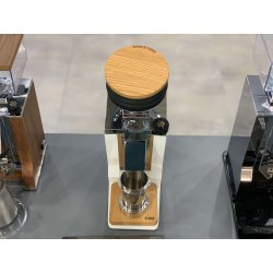 Eureka ORO Mignon Single Dose bílý - Espressové mlýnky na kávu: Materiál : Nerezová ocel