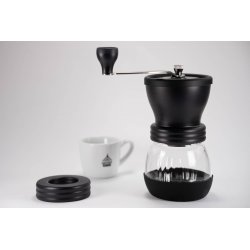 Ruční mlýnek na kávu Hario Skerton Plus a Lázeňská káva